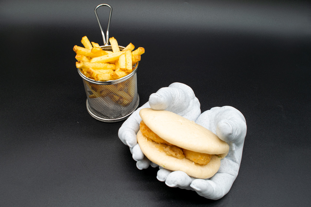 Pan Bao de Calamares con patatas
